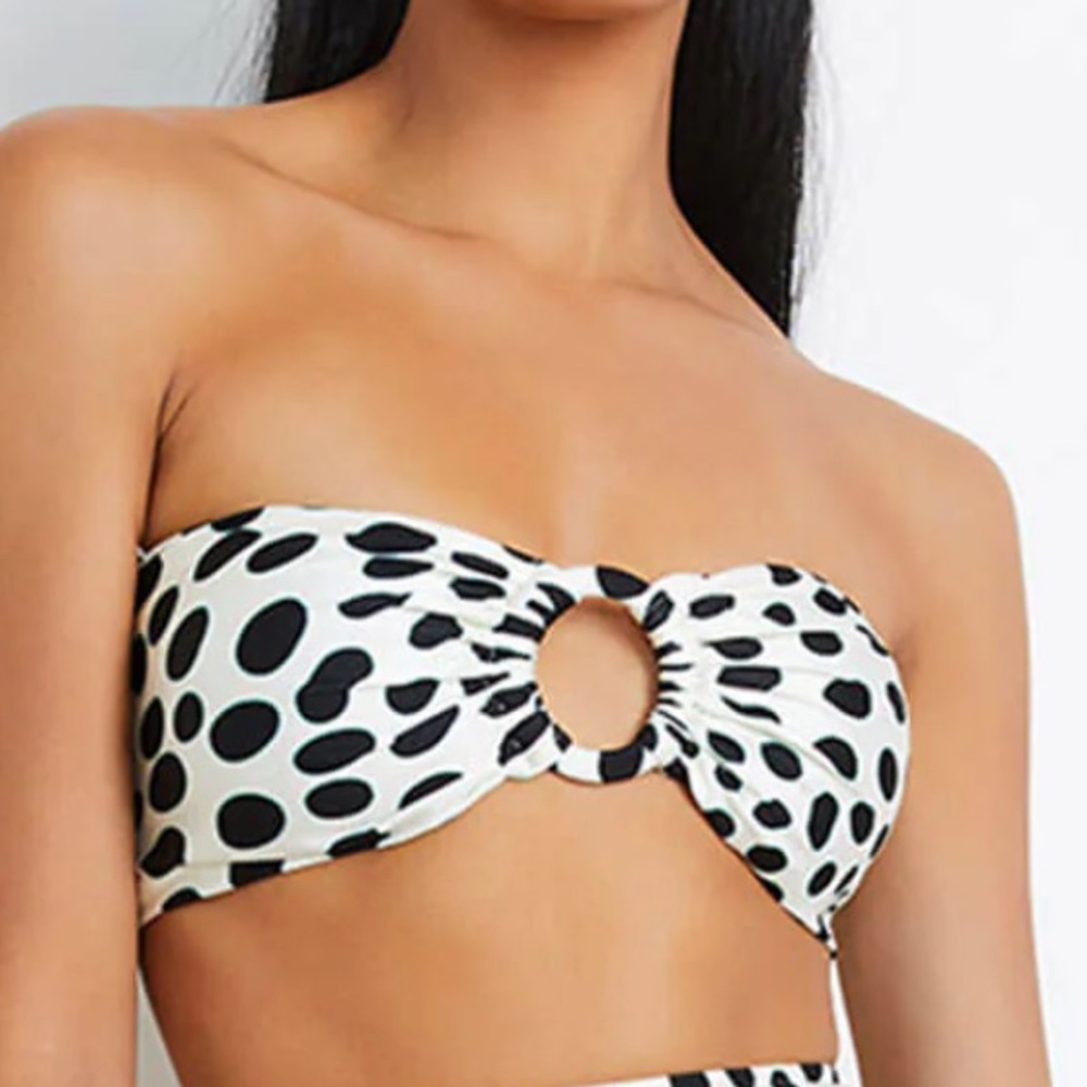NWT PatBO bossa bandeau Black and White Polka dot Bikini Top size 32 B,C, D
